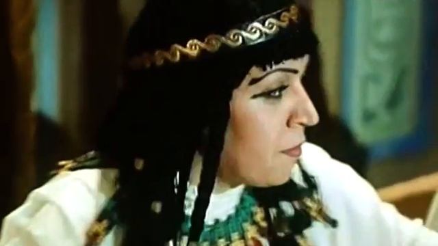 Юсуф 12 женщины режут себе руки смотреть онлайн