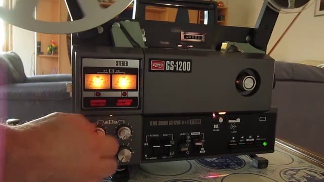 Elmo GS 1200 Sound Movie Projector Super 8