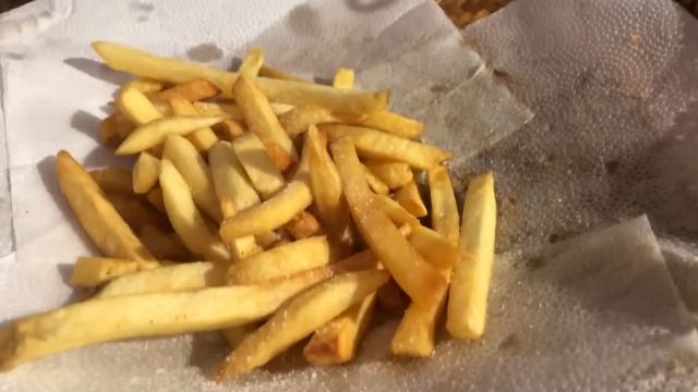 PRIMEIRA VEZ VENDENDO SORVETE!!! смотреть онлайн