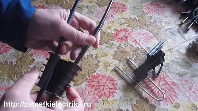 Подключение электричества к частному дому Монтаж провода СИП от опоры до щита_v720P смотреть онлайн