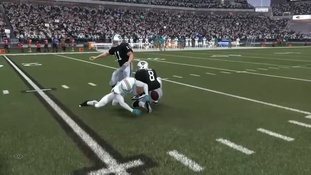 Broadcast Football Camera - Madden 17 Field Goal and Punt blocking. смотреть онлайн