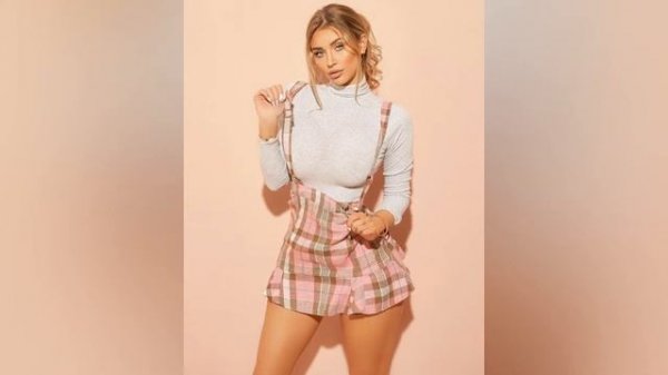 Mikayla Demaiter.. Plus Size Model Facts & Biography | Brand Promoter | Body Positivity Curvy Model