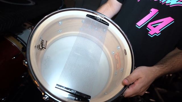 CONNOR DENIS STUDIO TOUR (GEAR RUNDOWN) смотреть онлайн