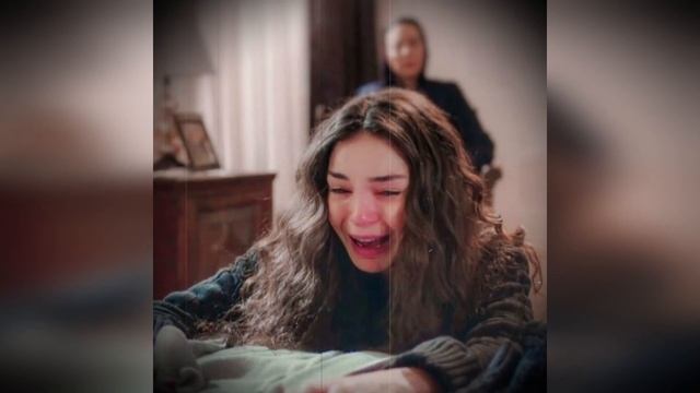 Ebru Şahin: "No pude asistir al funeral de Akın debido a mi resentimiento hacia su madre" смотреть онлайн