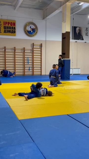 Борьба на партере💪💪 Imangali tiger🇰🇿🥇😘 #wrestling #shorts смотреть онлайн