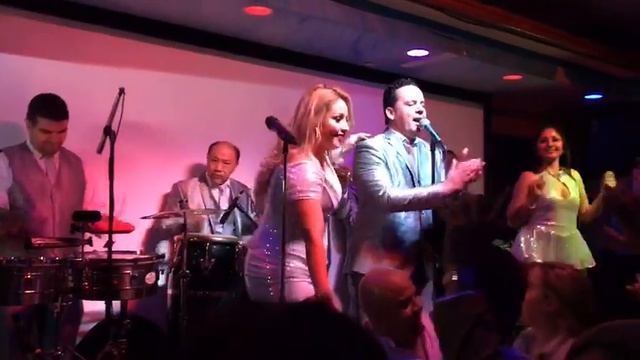 Any Velásquez y su cumbia смотреть онлайн