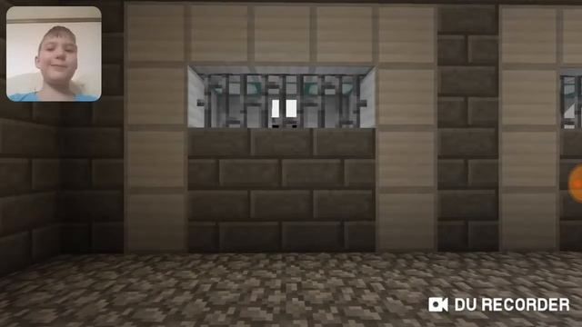 Робот далбаёб vs Каменщик рякцыя смотреть онлайн