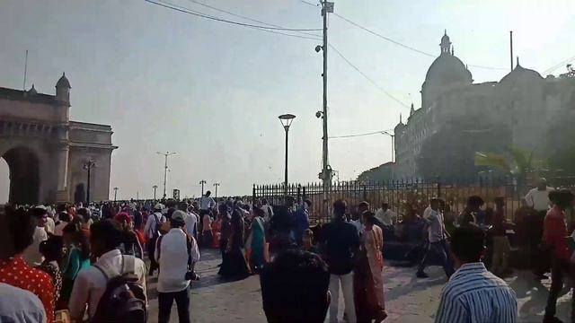 Mumbai की सबसे अच्छी जगह || film city || gateway of India and Taj hotel,marine drive смотреть онлайн