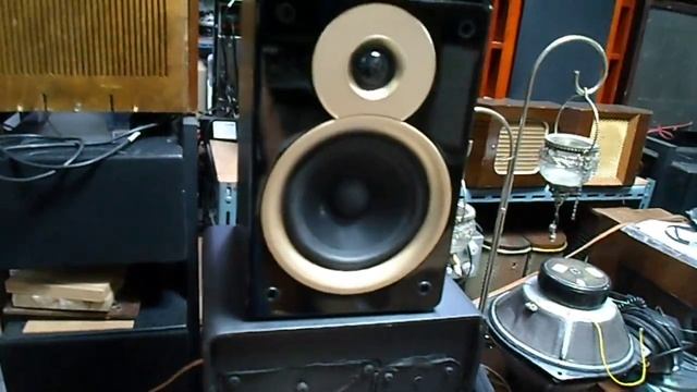 Hybrid tube amplifier with speaker смотреть онлайн