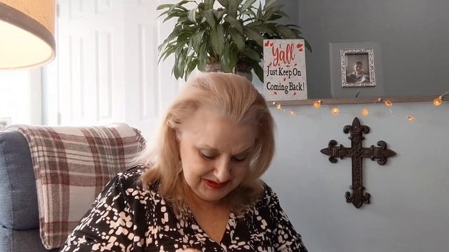 THERE'S A LITTLE BIT OF EVERYTHING IN THIS VIDEO! смотреть онлайн