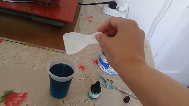 Кислародный пятновывадитель. Эксперимент// Фаберлик! смотреть онлайн