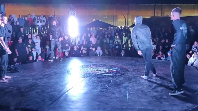 Combonation X3 - Lesyi & Patlak vs Barocco & Dope Doge / Tricks battle смотреть онлайн
