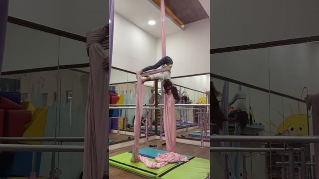 Danza aeria смотреть онлайн