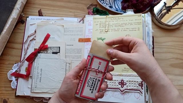 The "Christmas coffee table book" - flip through part I смотреть онлайн