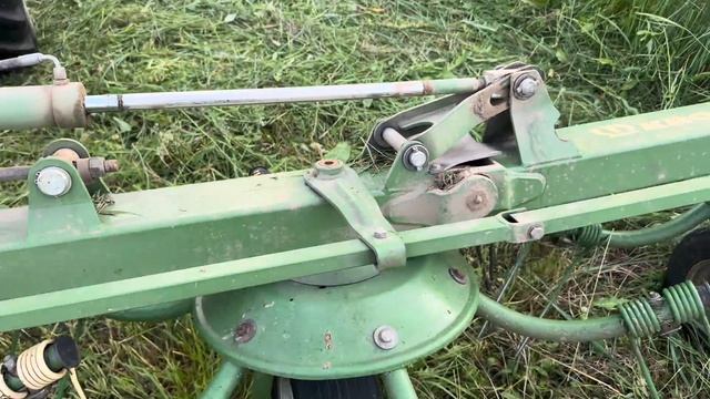 Летние дни в деревне! Научилась работать на ворошилке! В ожидании отела Полянки! смотреть онлайн