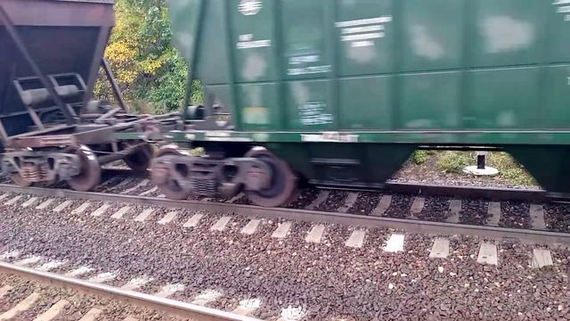 Электровоз вл10-1011 с Грузовым поездом Понтонная смотреть онлайн