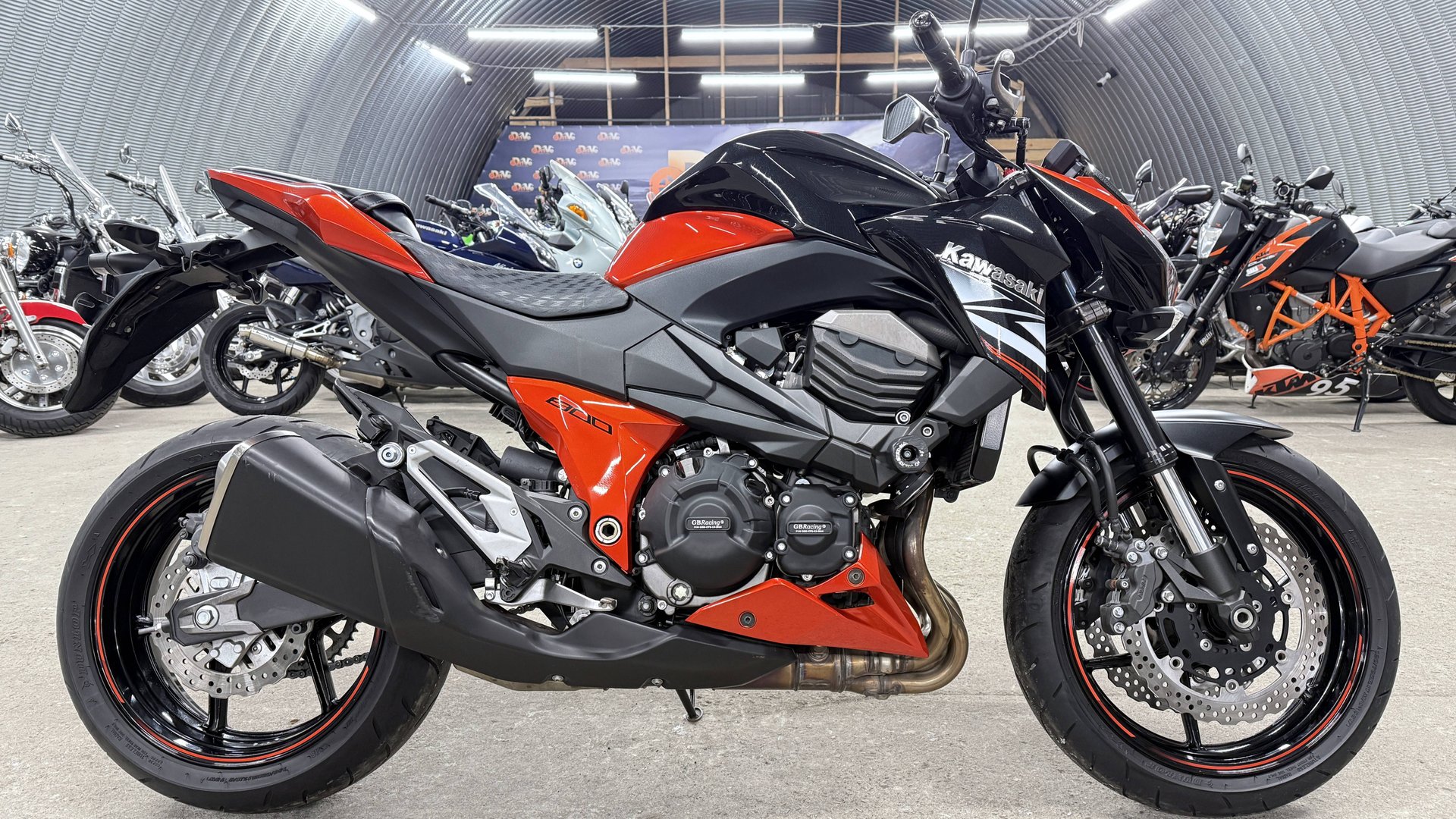 Обзор Kawasaki Z 800 |В НАЛИЧИИ| смотреть онлайн