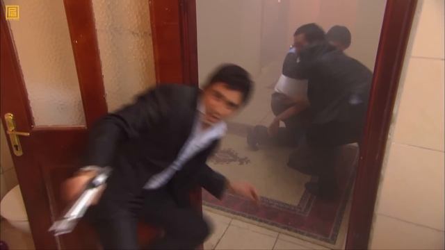 İskender Büyük Polat Alemdar'ı sorguluyor! смотреть онлайн