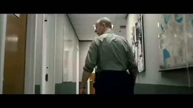 Фильм с Николас Кейдж Голодный кролик атакует