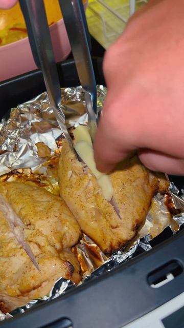 КУРИНОЕ ФИЛЕ / ГРЕЧКА В ТАИЛАНДЕ / аэрогриль #xiaomismartairfryer #xiaomiairfryer #airfryer смотреть онлайн