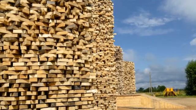 nikolay polissky wraps abandoned soviet shop in an undulating wooden jacket смотреть онлайн