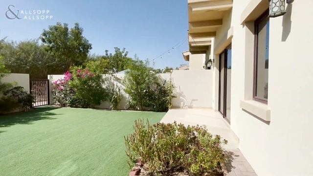 3 Bed Villa in DUBAI, Mira 5, Reem (Single Row). Click to View! смотреть онлайн