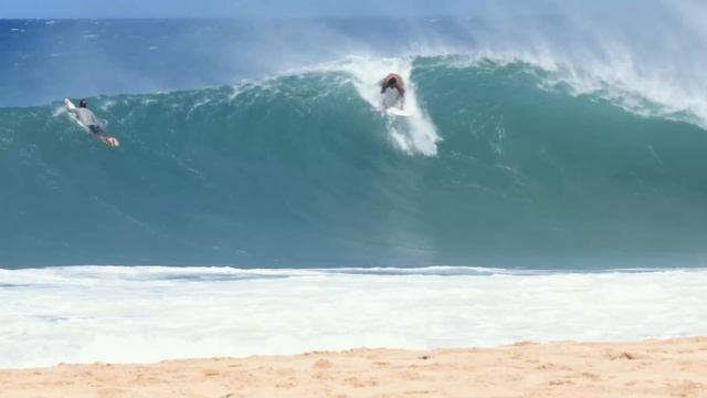 Surfing the GNARLIEST wave on Oahu: LOG CABINS смотреть онлайн