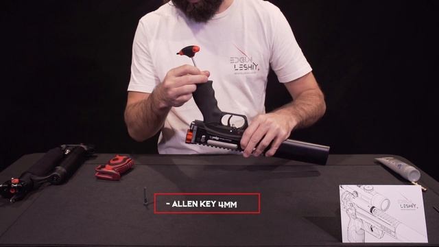 EDGUN LESHIY 2 TUTORIAL #007 - HOW TO REPLACE THE GRIP смотреть онлайн