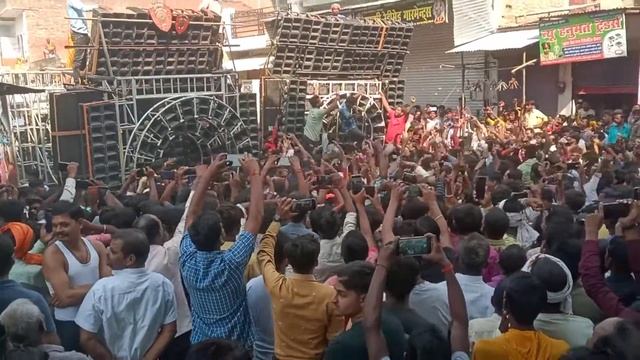 एसआर एंड मनोहर डीजे कंपटीशन मंझनपुर смотреть онлайн