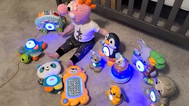Fisher-Price® Linkimals™ 2021 All Ten Singing To A Baby!