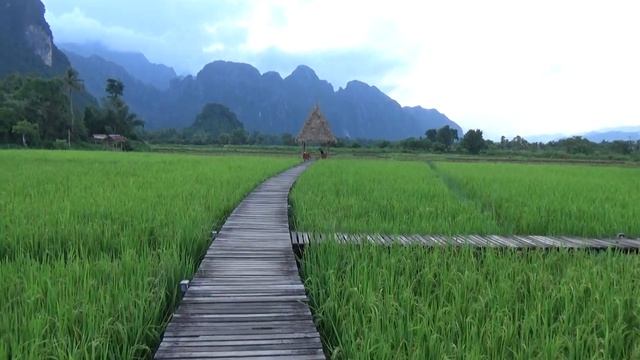 เวียงธารา วิลลา, วังเวียง (Vieng Tara Villa, Vang Vieng) смотреть онлайн