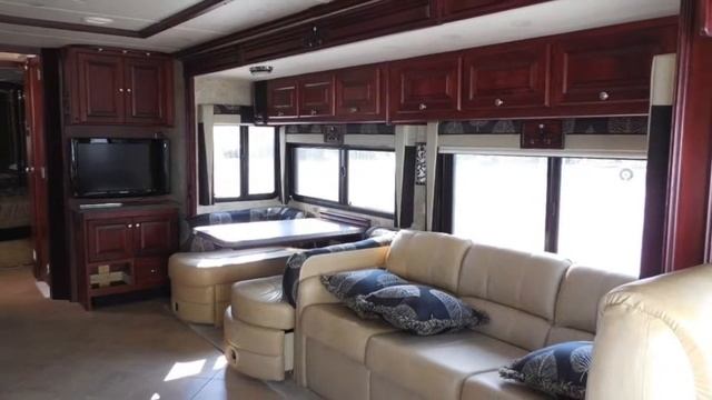 2010 Tiffin Phaeton 36 QSH - Used Motorhomes смотреть онлайн