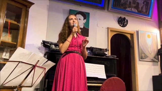 Ксения Август - Ель швея (Я давно не плачу) смотреть онлайн