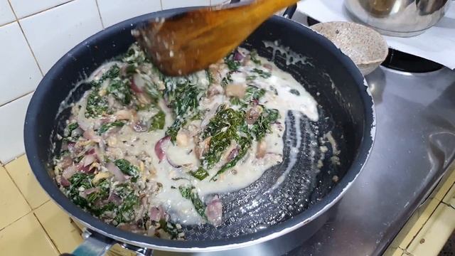 MULBERRY LEAVES LAING (Mulberry leaves in Coconut Cream) | Vlog #7 смотреть онлайн