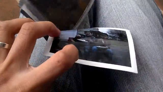 Polaroid Peel - Awkward Brothers смотреть онлайн