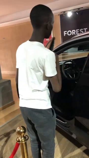 Ladies and gentlemen checkout this all new 2021 volkswagen iD 4 crozz смотреть онлайн