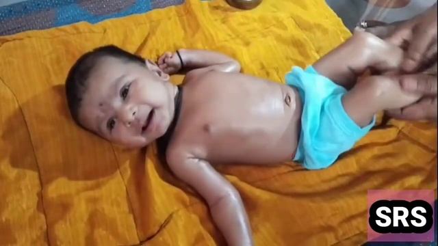 Baby Massage Before Bath | Rural Mammi Massaging Baby #babymassage #baby #babybathing #kids