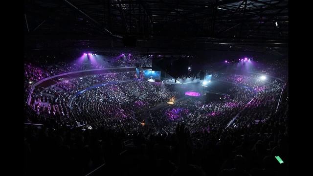 BLUE SIDE by J HOPE (Empty Arena ver.) смотреть онлайн