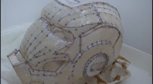 Шлем железного человека Воитель из бумаги укрепление эпоксидной смолой смотреть онлайн