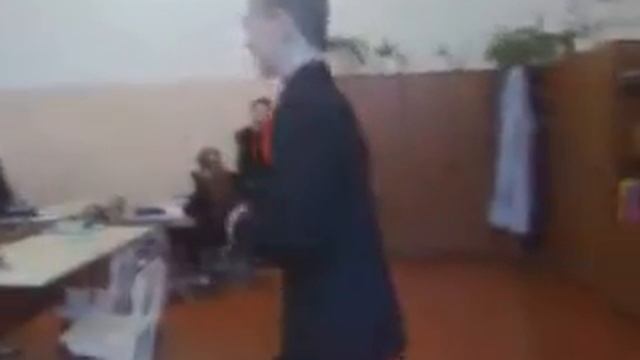 танец девчёнок смотреть онлайн