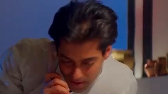 Индийский фильм: Я принадлежу тебе единственная / Hum Tumhare Hain Sanam (2002). В хорошем качестве смотреть онлайн