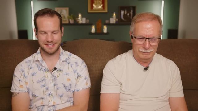 CHENNAI EXPRESS Movie Reaction Part 3/3 | Shah Rukh Khan | Deepika Padukone | Rohit Shetty смотреть онлайн