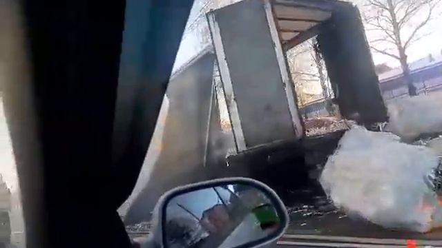 Сгорела фура на ларина смотреть онлайн