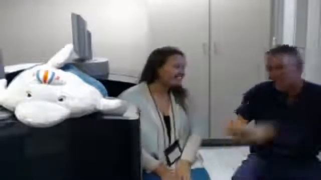 Patient reactions immediately after LASIK including Vanessa Medina смотреть онлайн