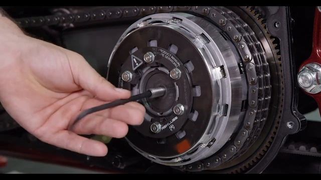 Rekluse RadiusX Installation for Harley Davidson Twin Cam Models Cable Actuated 720p смотреть онлайн