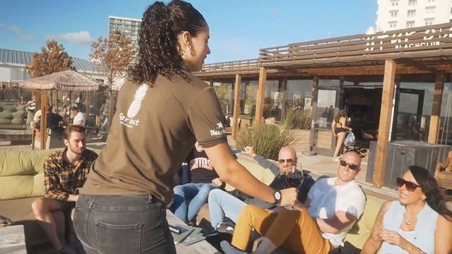 Far Out Beach bar Zandvoort - Video commercial summer 2020 смотреть онлайн