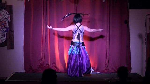 Katya Peepin's Belly Dance Reel смотреть онлайн