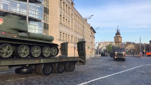 Military Tank Transporter KAMAZ 65225