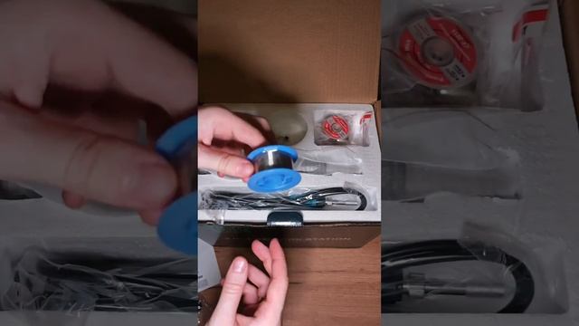 Паяльная станция с феном YIHUA 862BD+ смотреть онлайн