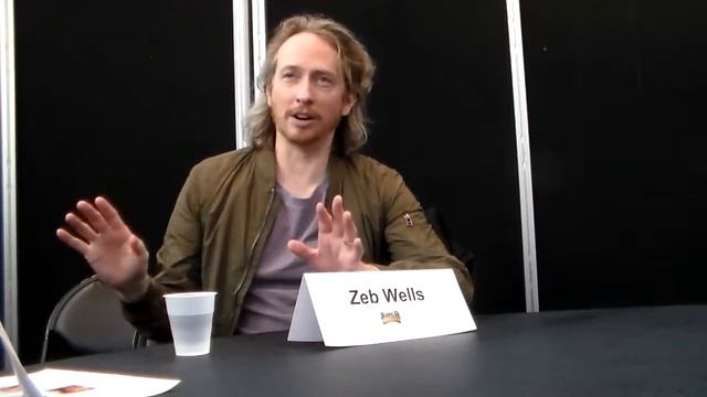 SuperMansion - Zeb Wells - NYCC 2017 смотреть онлайн